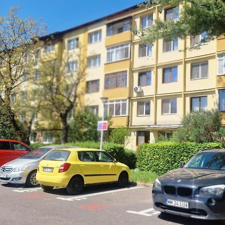 University Apartment Бая-Маре Екстер'єр фото