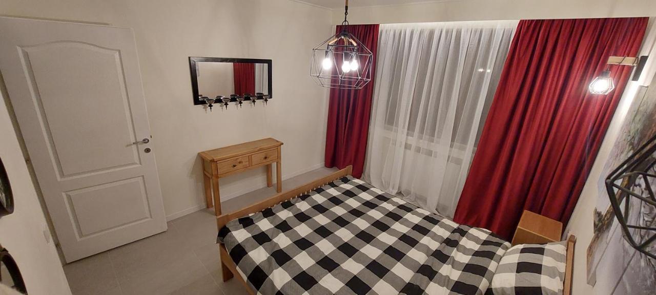 University Apartment Бая-Маре Екстер'єр фото
