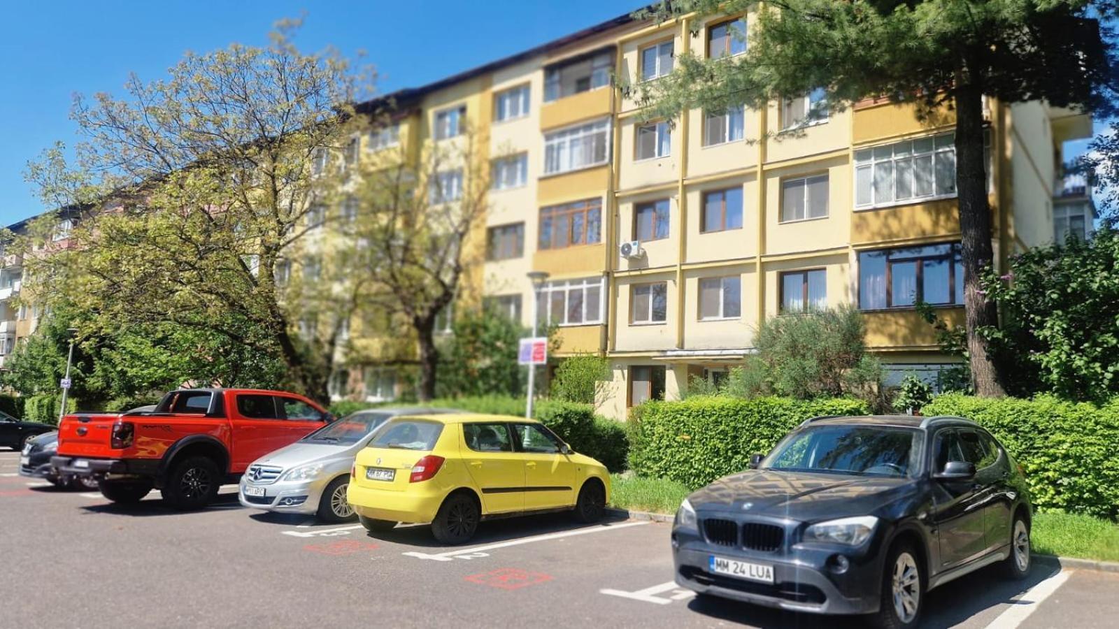 University Apartment Бая-Маре Екстер'єр фото